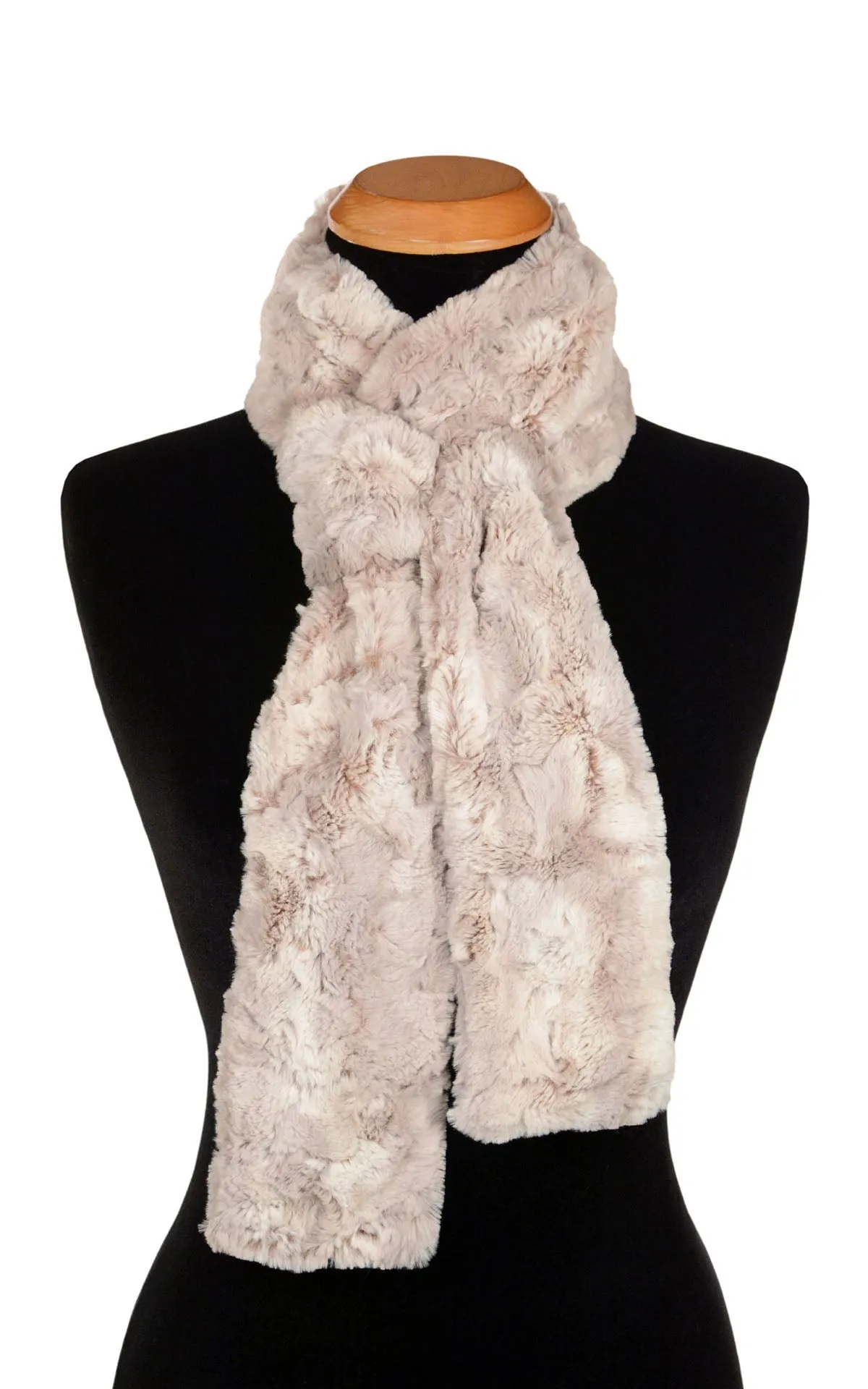 Classic Faux Fur Scarf - in Café Au Lait