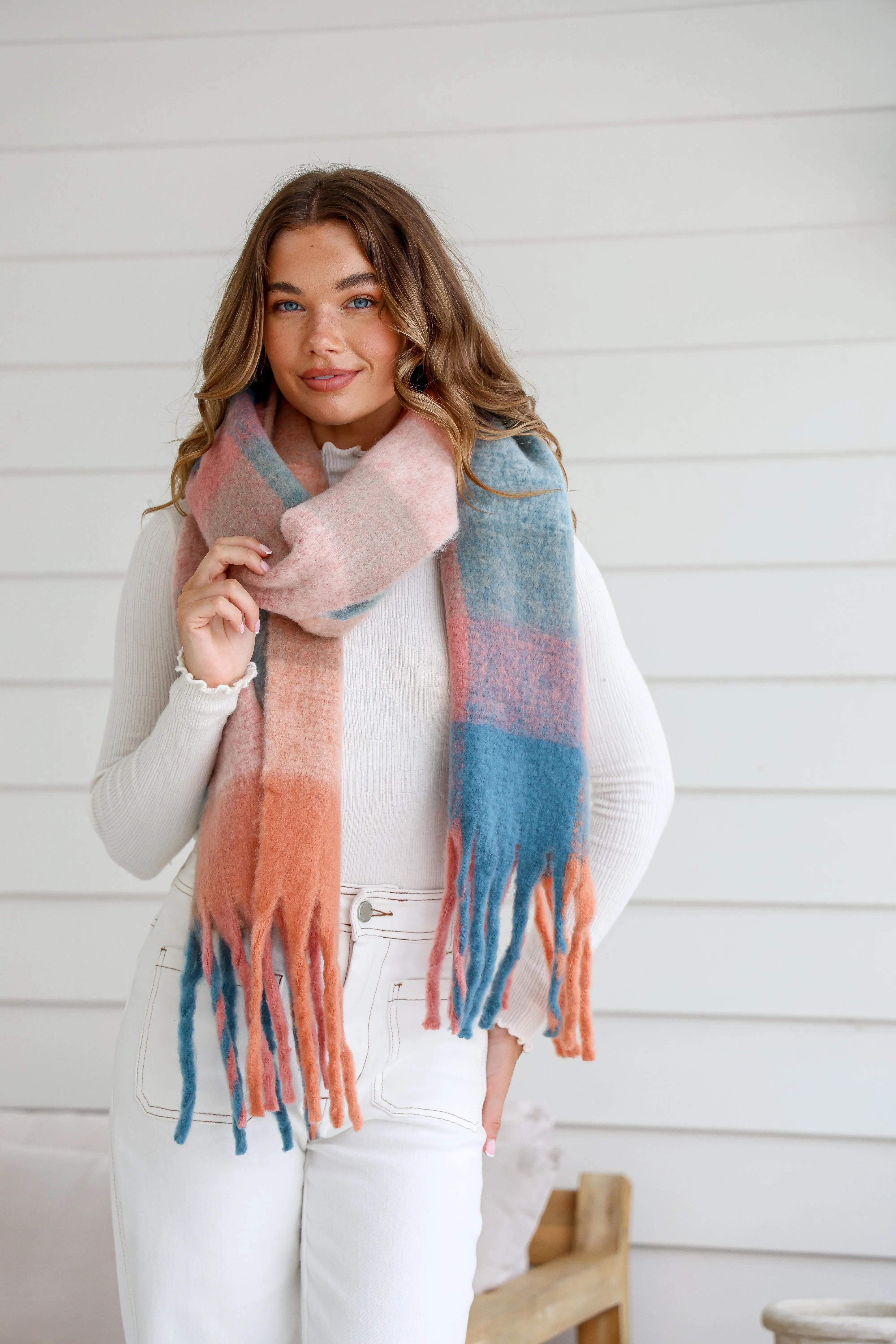 DUSTY PEACH   BLUE FLUFFY SCARF