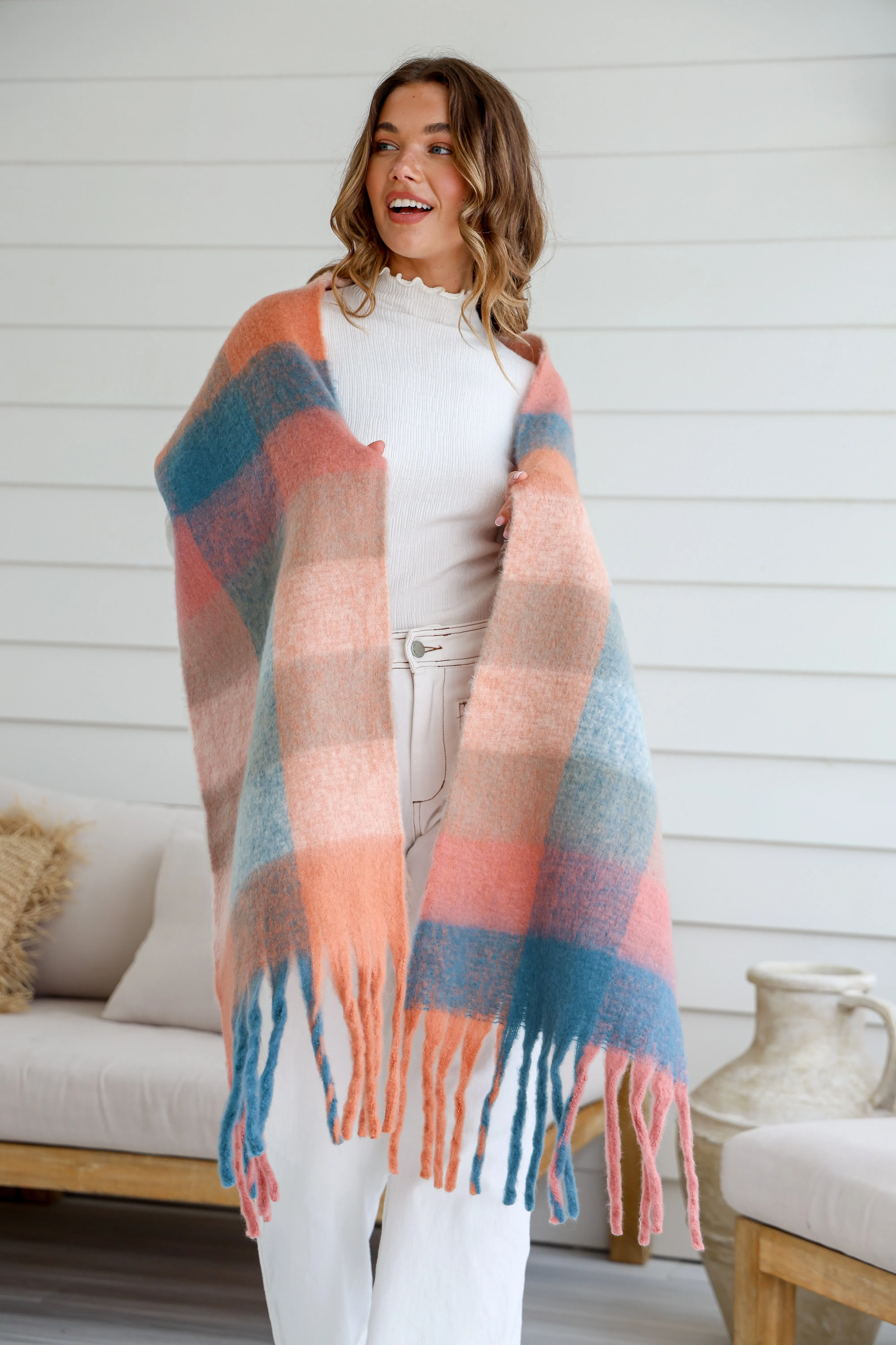 DUSTY PEACH   BLUE FLUFFY SCARF